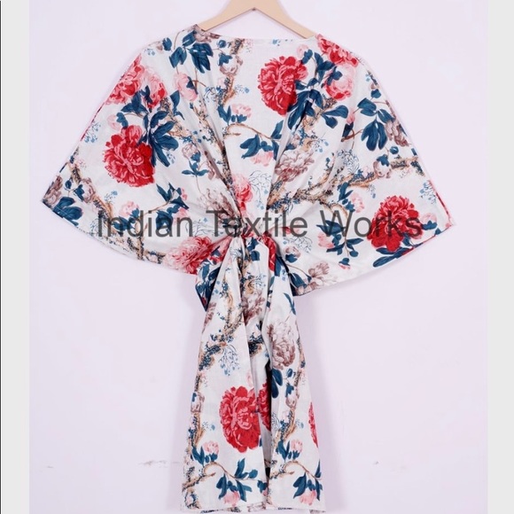 Gorgeous Indian Textile Works floral caftan - Picture 3 of 6
